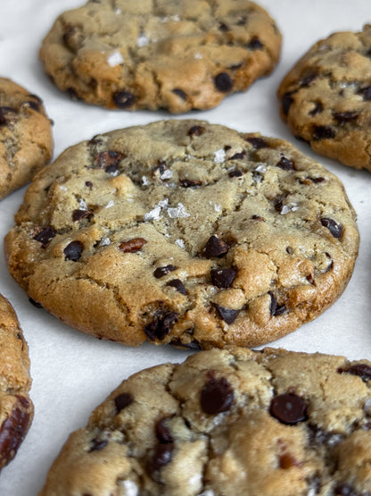 Pecan Choc Chip Cookie
