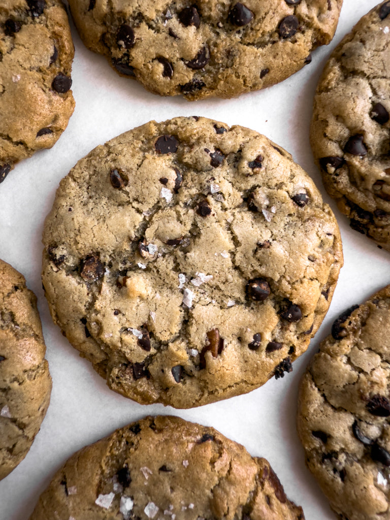 Pecan Choc Chip Cookie