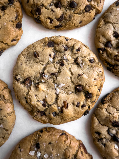 Pecan Choc Chip Cookie